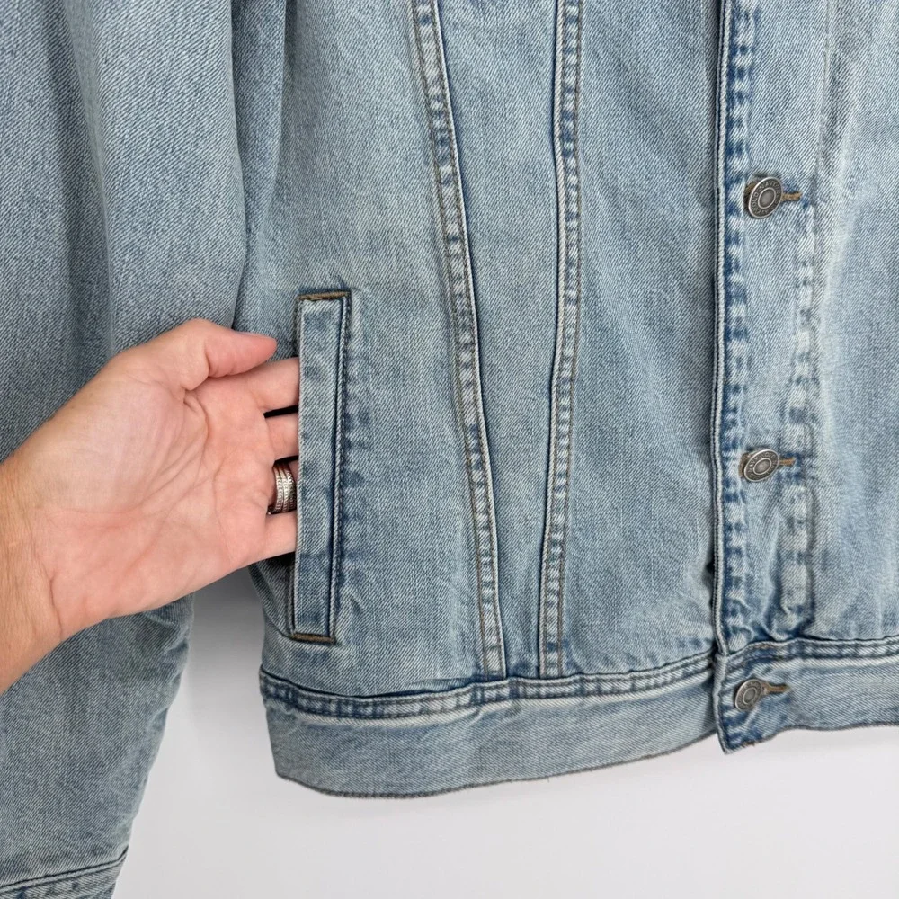 Old Navy Mens Sherpa Lined Denim Trucker Jacket Fall Winter Layering Rugged Sz M